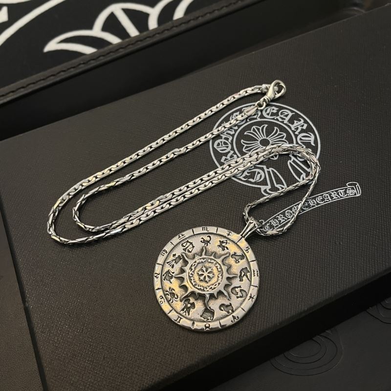 Ch*0me He**ts necklaces